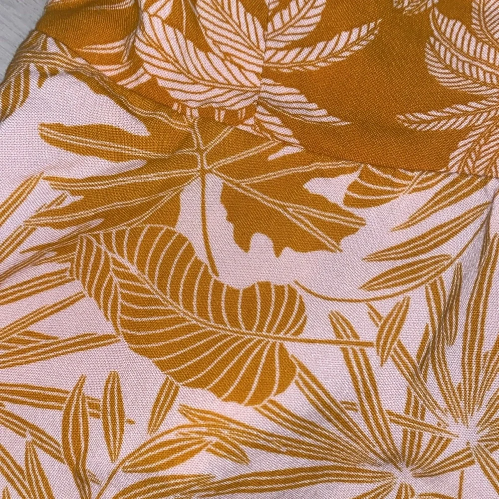 Tank - Picture 3 of 5